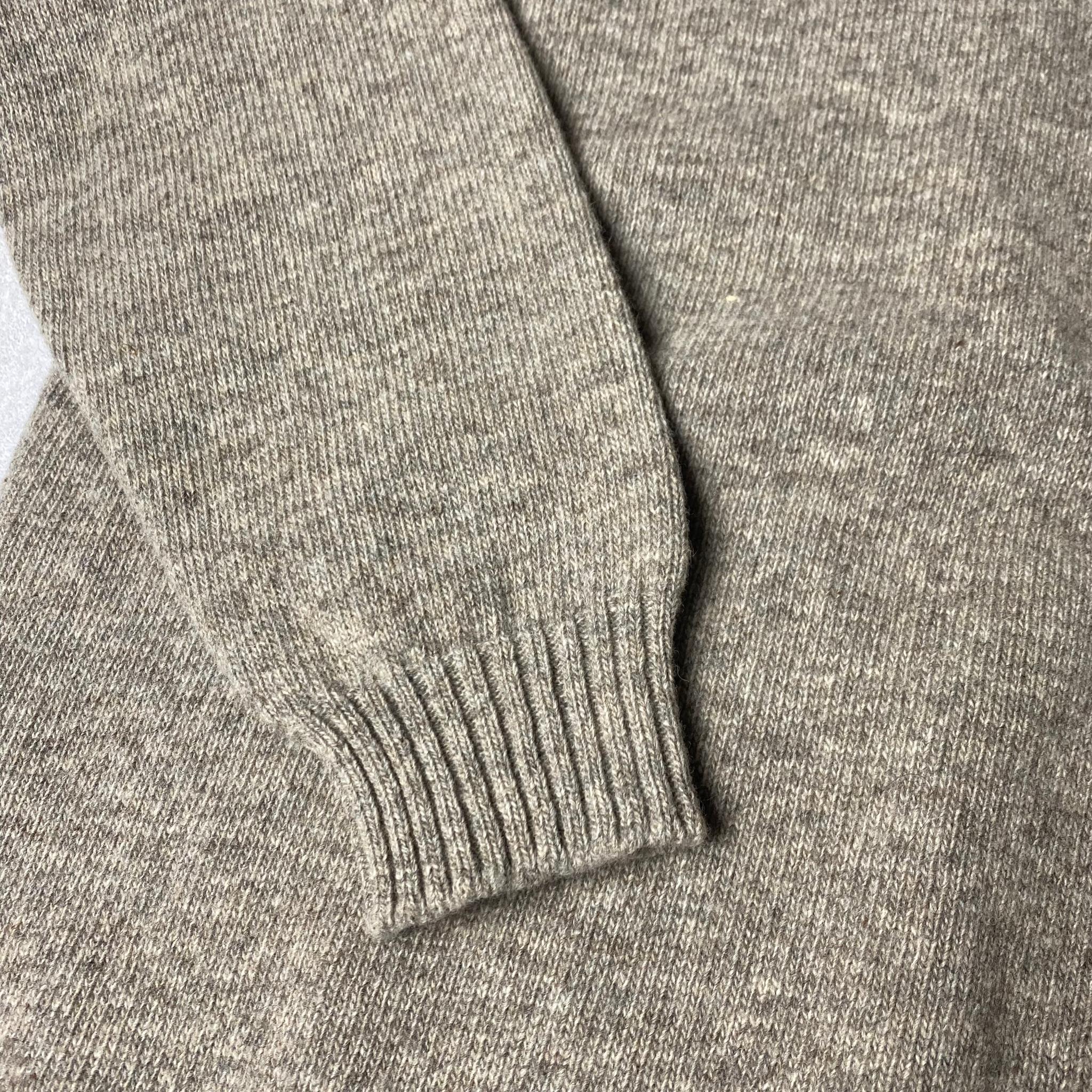 縫い目のないウールニット　グレー | 6枚目