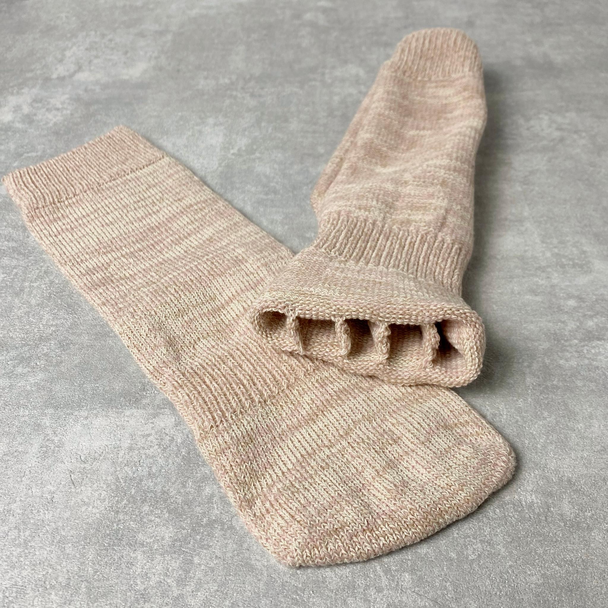 靴を脱いでも恥ずかしくない シークレットな5本指靴下　綿×和紙 | 5枚目